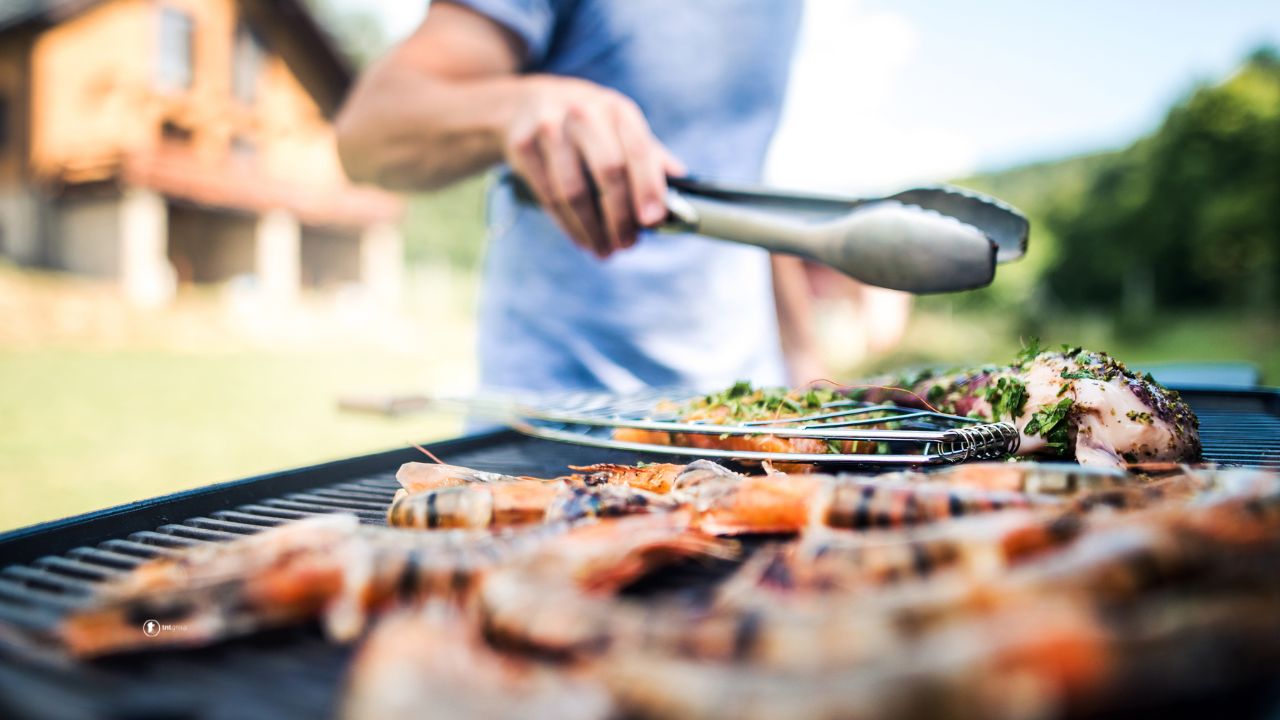 Kako ispeći ćevape na tavi – savršen recept za kućnu pripremu